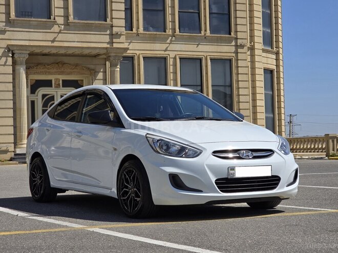 Hyundai Accent 2015, 209,000 km - 1.6 l - Bakı