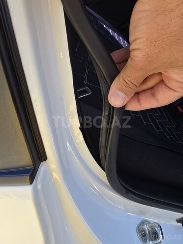 Hyundai Accent 2015, 209,000 km - 1.6 l - Bakı