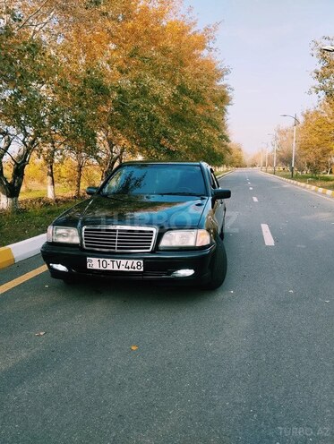 Mercedes C 180 1995, 703,471 km - 1.8 л - Yevlax