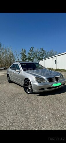 Mercedes C 200 d 2002, 245,500 km - 2.2 l - Bakı