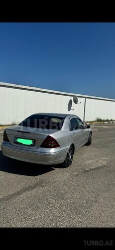 Mercedes C 200 d 2002, 245,500 km - 2.2 l - Bakı