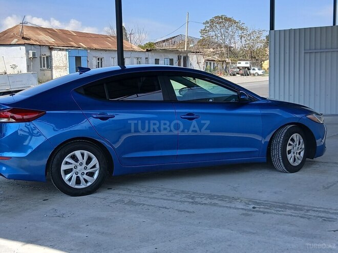 Hyundai Elantra 2017, 107,000 km - 2.0 l - Gəncə