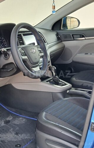 Hyundai Elantra 2017, 107,000 km - 2.0 l - Gəncə