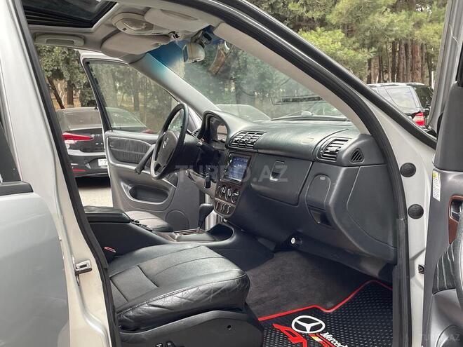 Mercedes ML 320 4MATIC 2000, 304,000 km - 3.2 л - Bakı