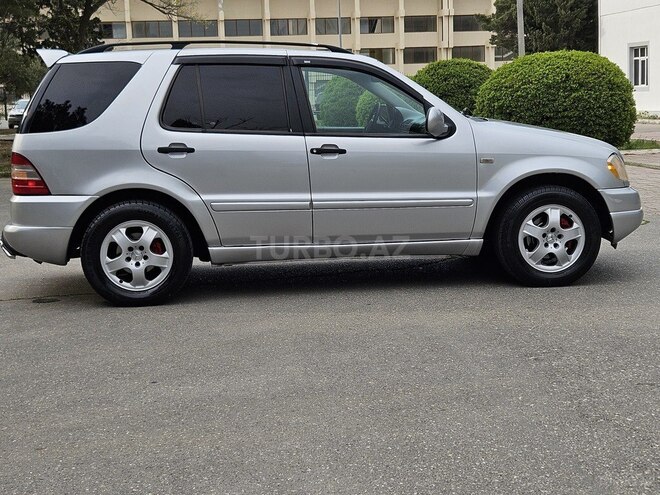 Mercedes ML 320 4MATIC 2000, 304,000 km - 3.2 л - Bakı