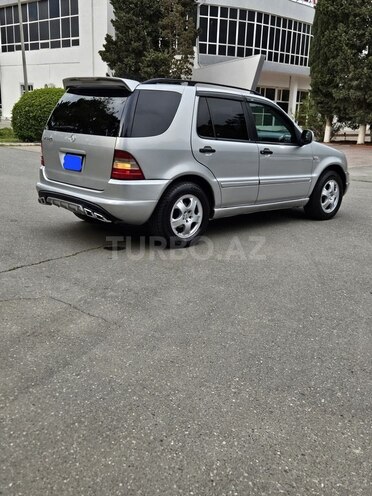 Mercedes ML 320 4MATIC 2000, 304,000 km - 3.2 л - Bakı