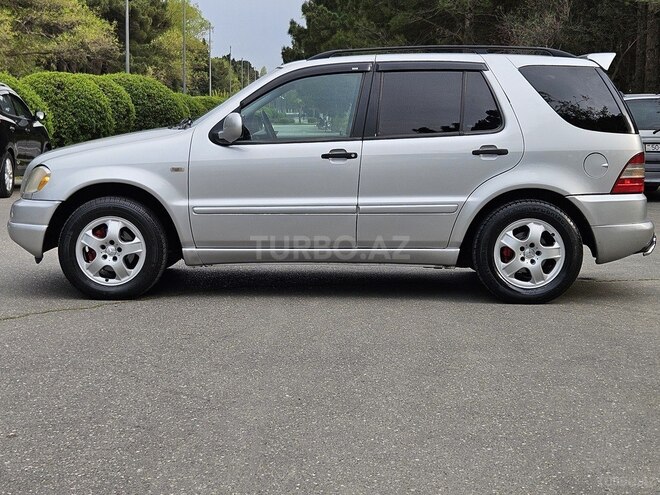 Mercedes ML 320 4MATIC 2000, 304,000 km - 3.2 л - Bakı