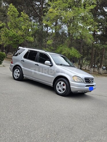 Mercedes ML 320 4MATIC 2000, 304,000 km - 3.2 л - Bakı