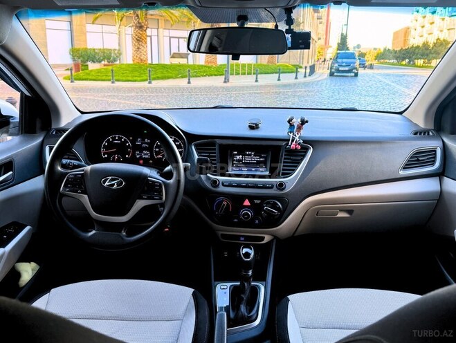 Hyundai Accent 2018, 85,000 km - 1.6 l - Bakı