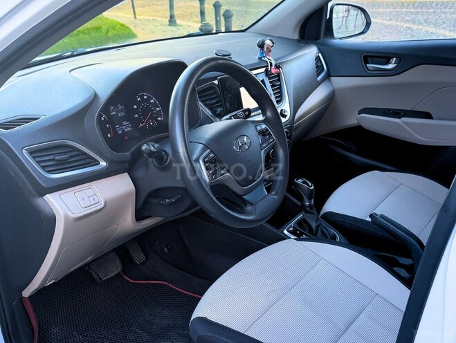 Hyundai Accent 2018, 85,000 km - 1.6 l - Bakı