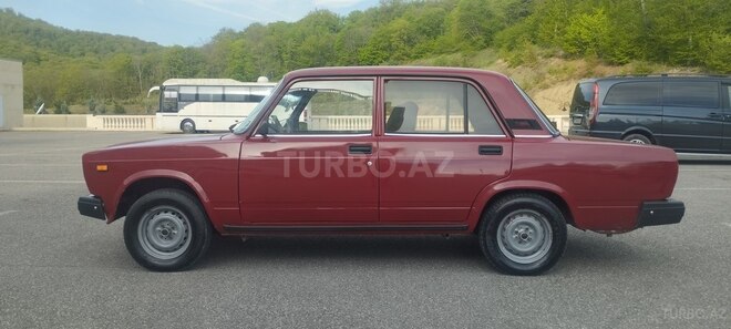 LADA (VAZ) 2107 2003, 87,000 km - 1.6 l - Quba