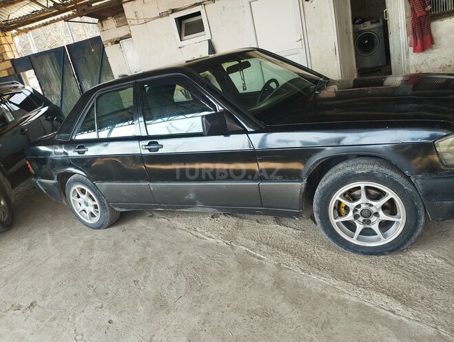 Mercedes 190 1992, 250,000 km - 2.0 л - Göyçay