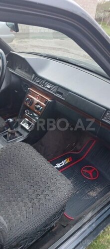 Mercedes E 250 1992, 554,000 km - 2.5 l - Ağcabədi