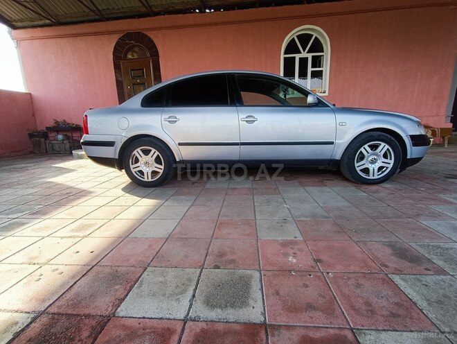 Volkswagen Passat 1999, 340,000 km - 2.3 л - Goranboy