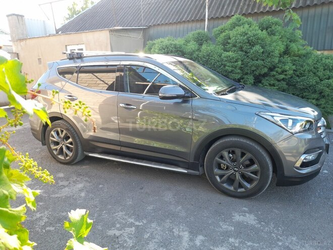 Hyundai Santa Fe 2016, 167,000 km - 2.0 l - Zaqatala