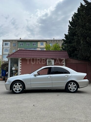 Mercedes C 220 d 2001, 359,450 km - 2.2 л - Bakı