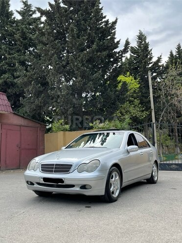 Mercedes C 220 d 2001, 359,450 km - 2.2 л - Bakı