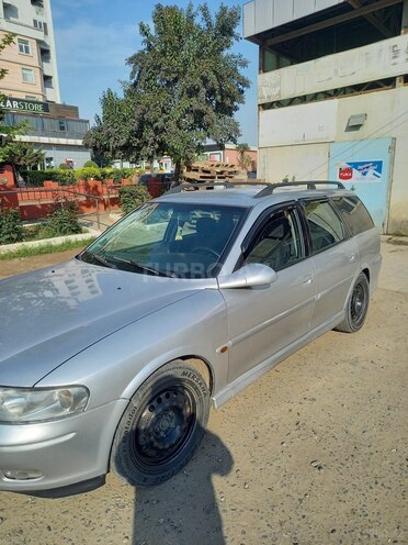 Opel Vectra 1999, 354,000 km - 1.8 l - Masallı