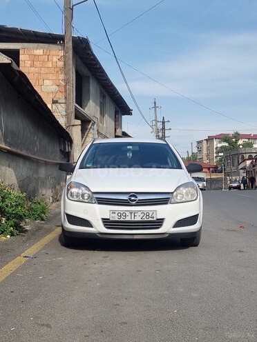 Opel Astra 2007, 265,000 km - 1.3 l - Şəki