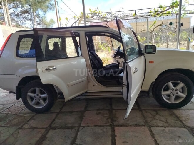 Nissan X-Trail 2001, 212,000 km - 2.0 l - Bakı