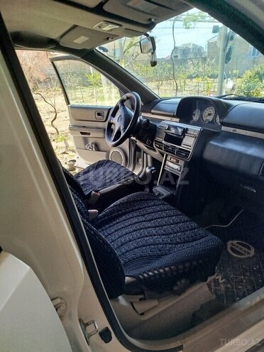 Nissan X-Trail 2001, 212,000 km - 2.0 l - Bakı