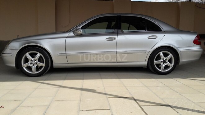 Mercedes E 240 2004, 317,000 km - 2.6 l - Bakı