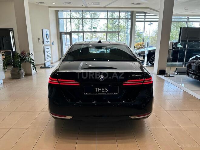 BMW 530e-3
