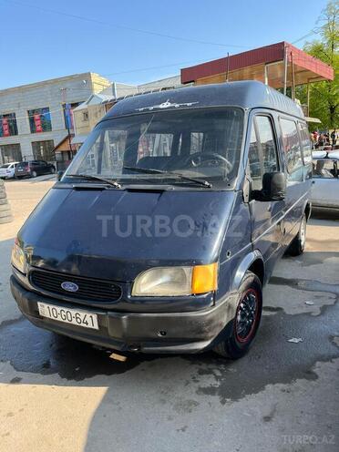 Ford Transit 1989, 452,368 km - 2.5 l - Tovuz