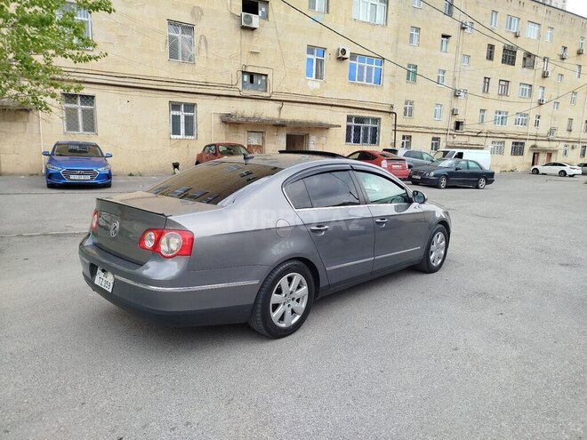 Volkswagen Passat 2006, 264,384 km - 2.0 l - Bakı