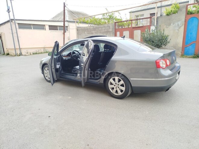 Volkswagen Passat 2006, 264,384 km - 2.0 l - Bakı