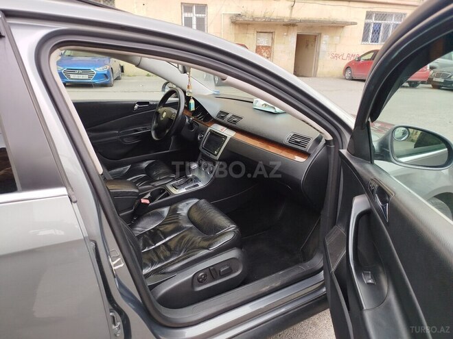 Volkswagen Passat 2006, 264,384 km - 2.0 l - Bakı