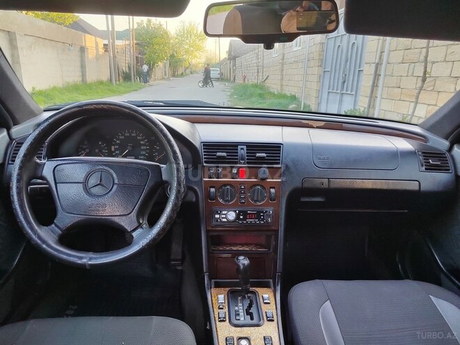 Mercedes C 220 1995, 567,890 km - 2.2 l - Xaçmaz