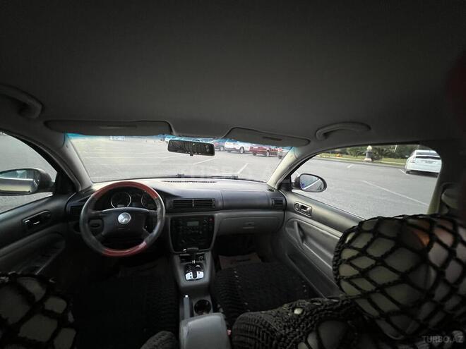 Volkswagen Passat 2004, 300,000 km - 1.8 л - Sumqayıt