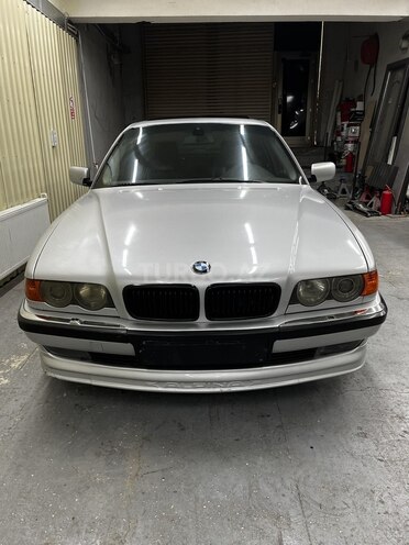 BMW 728 1999, 399,000 km - 2.8 l - Bakı