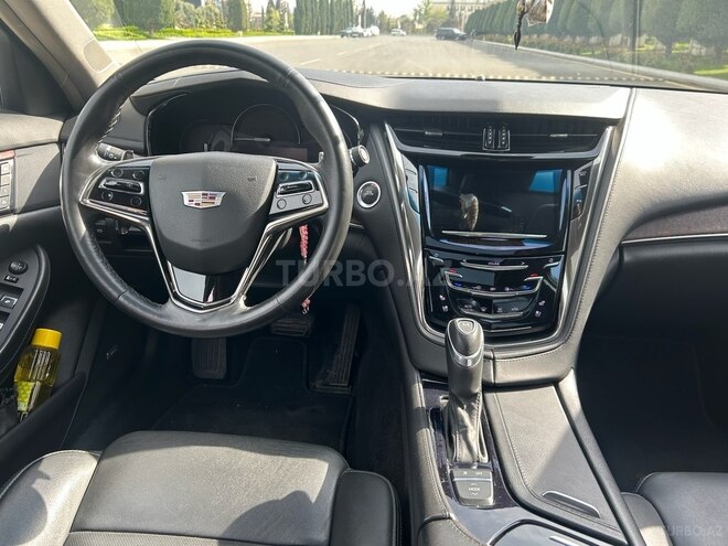 Cadillac CTS-3