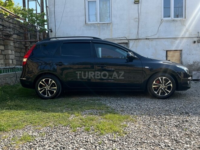 Hyundai i30 2009, 218,560 km - 1.4 l - Bakı