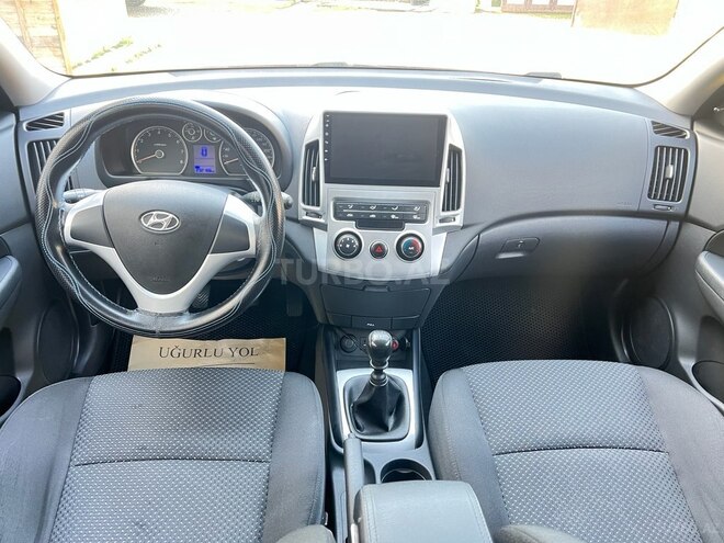 Hyundai i30 2009, 218,560 km - 1.4 l - Bakı