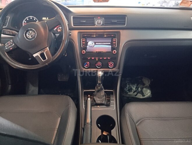 Volkswagen Passat 2013, 146,000 km - 1.8 l - Bakı