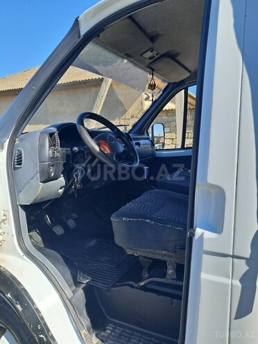 GAZ 330200 2004, 303,000 km - 2.4 l - Salyan