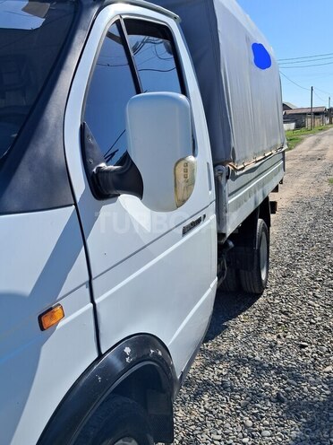 GAZ 330200 2004, 303,000 km - 2.4 l - Salyan