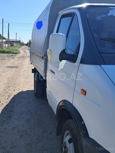 GAZ 330200 2004, 303,000 km - 2.4 l - Salyan