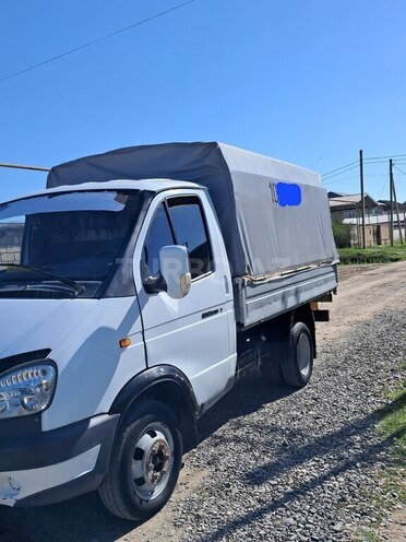 GAZ 330200 2004, 303,000 km - 2.4 l - Salyan