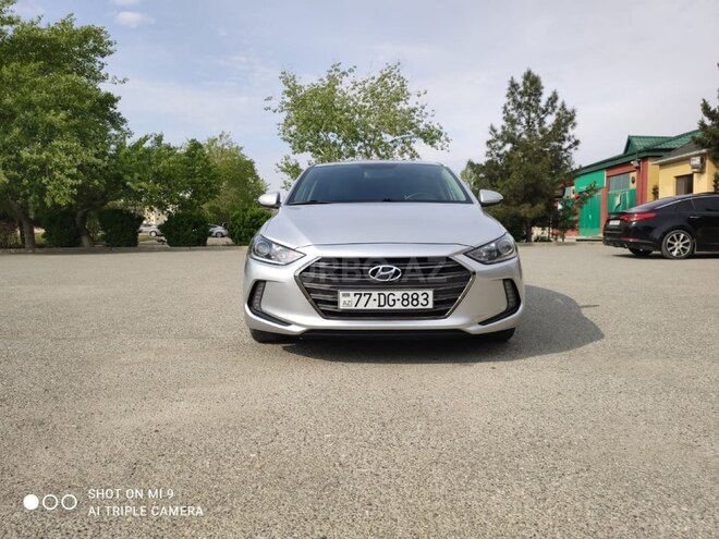 Hyundai Elantra 2017, 113,000 km - 2.0 л - Şirvan