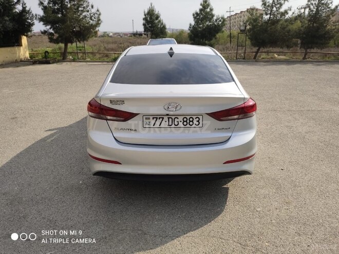 Hyundai Elantra 2017, 113,000 km - 2.0 л - Şirvan
