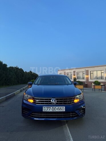 Volkswagen Passat 2016, 100,000 km - 1.8 l - Bakı