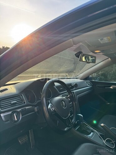 Volkswagen Passat 2016, 100,000 km - 1.8 l - Bakı