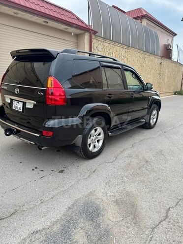 Toyota Land Cruiser Prado-4