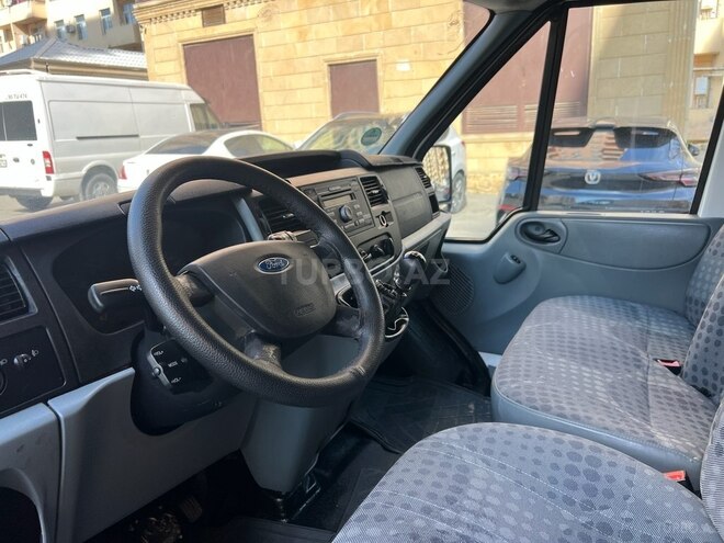Ford Transit 2009, 221,000 km - 2.4 l - Bakı