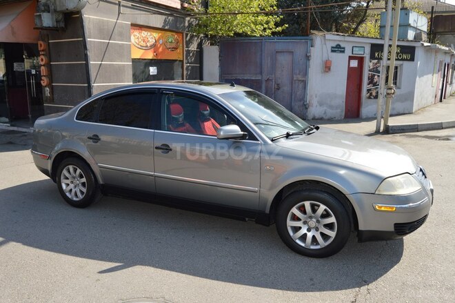 Volkswagen Passat 2002, 250,000 km - 1.8 l - Bakı