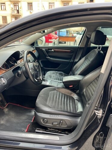 Volkswagen Passat 2011, 308,000 km - 1.8 л - Bakı
